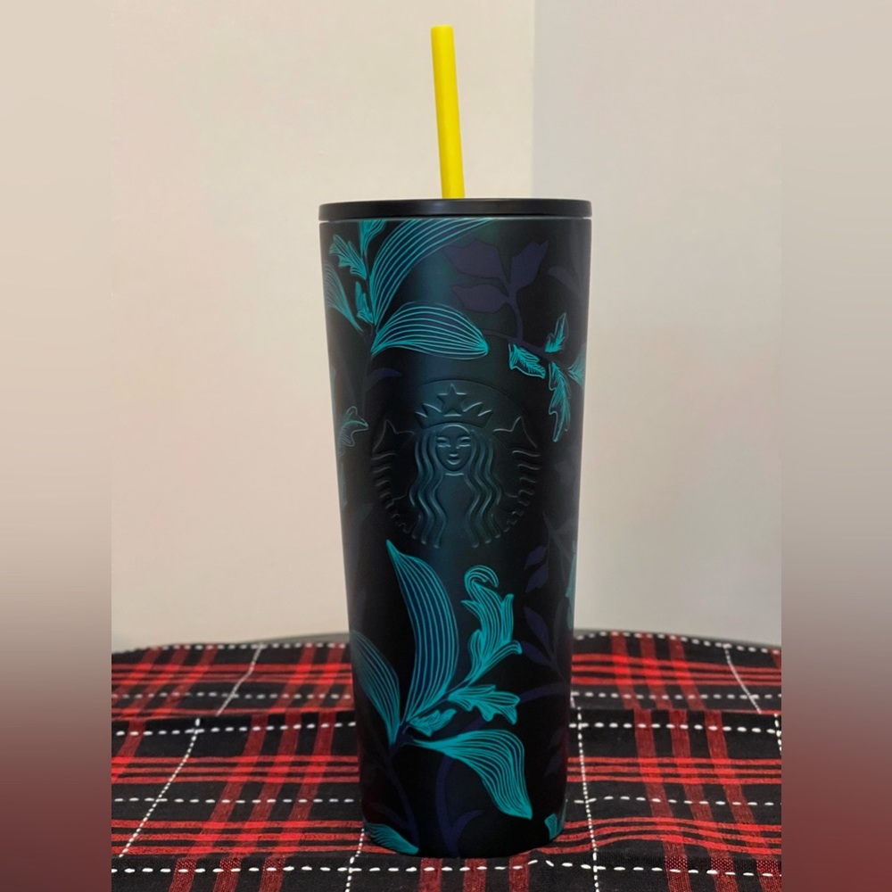 New‎ Starbucks Christmas Edition 24ounce Metal Tumbler